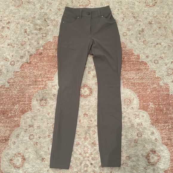 Lululemon green city sleek slim-fit HR pants - Picture 1 of 3